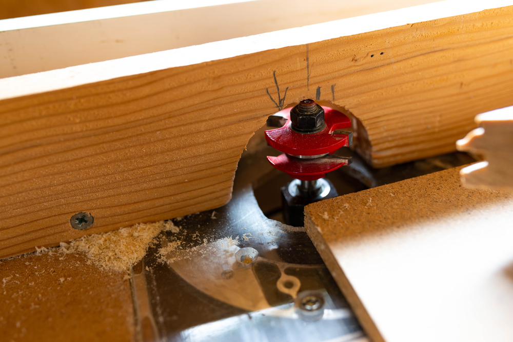 How to Use a Router Table